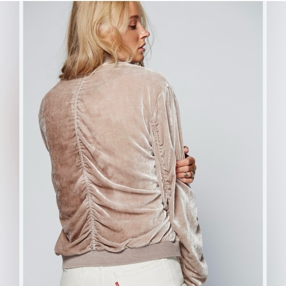 Free People Crushed Velvet Jacket Bomber Jacket Ruched Beige Tan Taupe XS - Picture 16 of 16